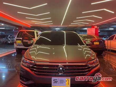 Volkswagen Jetta 2019 - imagen secundaria 1