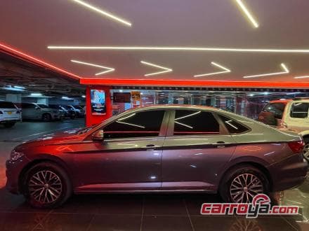 Volkswagen Jetta 2019 - imagen secundaria 2