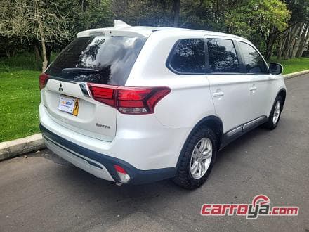 Mitsubishi Outlander 2022 - imagen secundaria 2