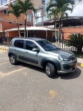 Fiat Uno 1.4 Way usado (2020) color Gris Scandium precio $41.800.000 - imagen 1