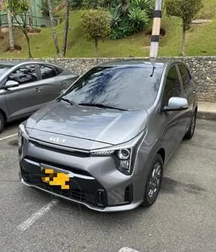 KIA Picanto Zenith Aut usado (2025) color Gris precio $68.700.000 - imagen 1