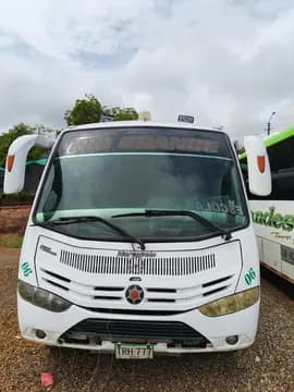 Mercedes Clase B 180 usado (2011) color Blanco precio $198.000.000 - imagen 1