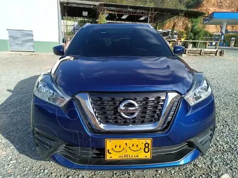 Nissan Kicks Sense usado (2021) color Azul Cobalto precio $76.000.000 - imagen 1
