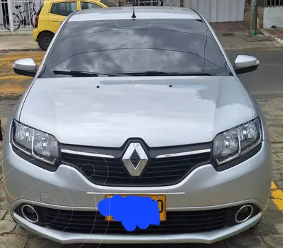 Renault Logan 1.6L Expression Ac usado (2019) color Plata precio $40.500.000 - imagen 1