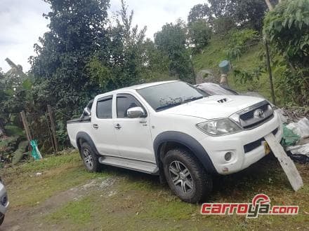 Toyota Hilux 2011 - imagen 1