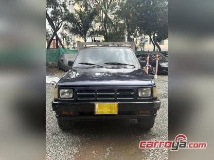 Mazda B2000 1990 - imagen 1