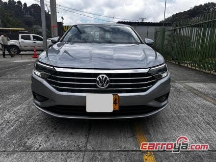 Volkswagen Jetta 2020 - imagen 1