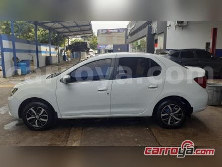 Renault Logan 2018 - imagen 1