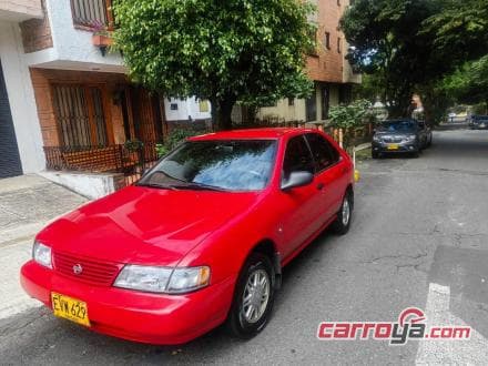 Nissan Sentra 1996 - imagen 1