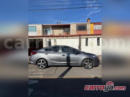 KIA Cerato 2019 - imagen 1