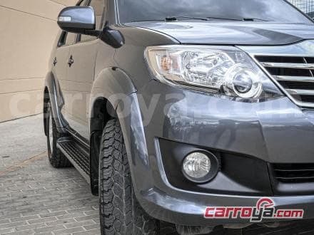 Toyota Fortuner 2013 - imagen 1