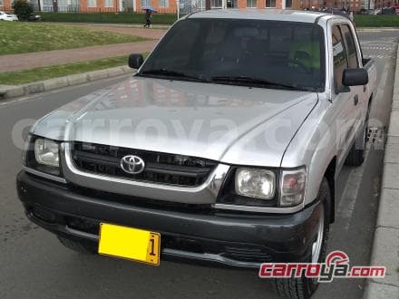 Toyota Hilux 2003 - imagen 1
