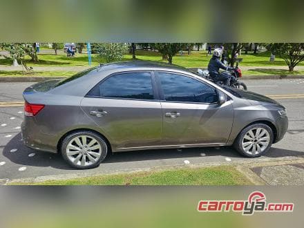 KIA Cerato Forte 2012 - imagen 1