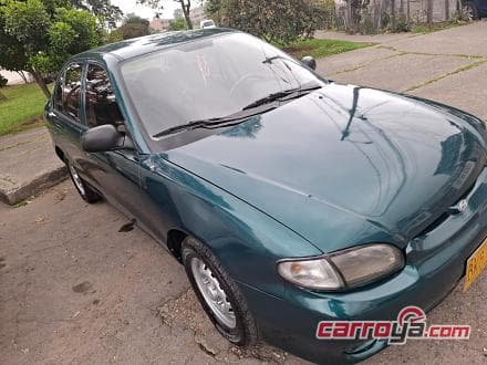 Hyundai Accent 1998 - imagen 1