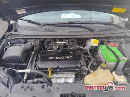 Chevrolet Sonic 2015 - imagen 1