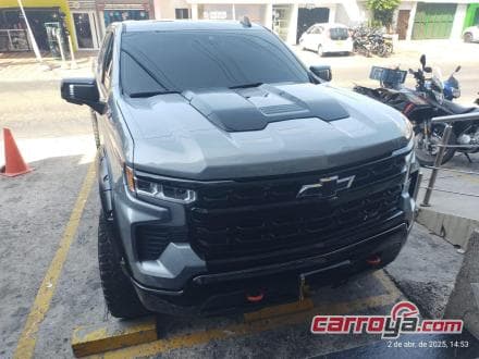 Chevrolet Silverado 2023 - imagen 1