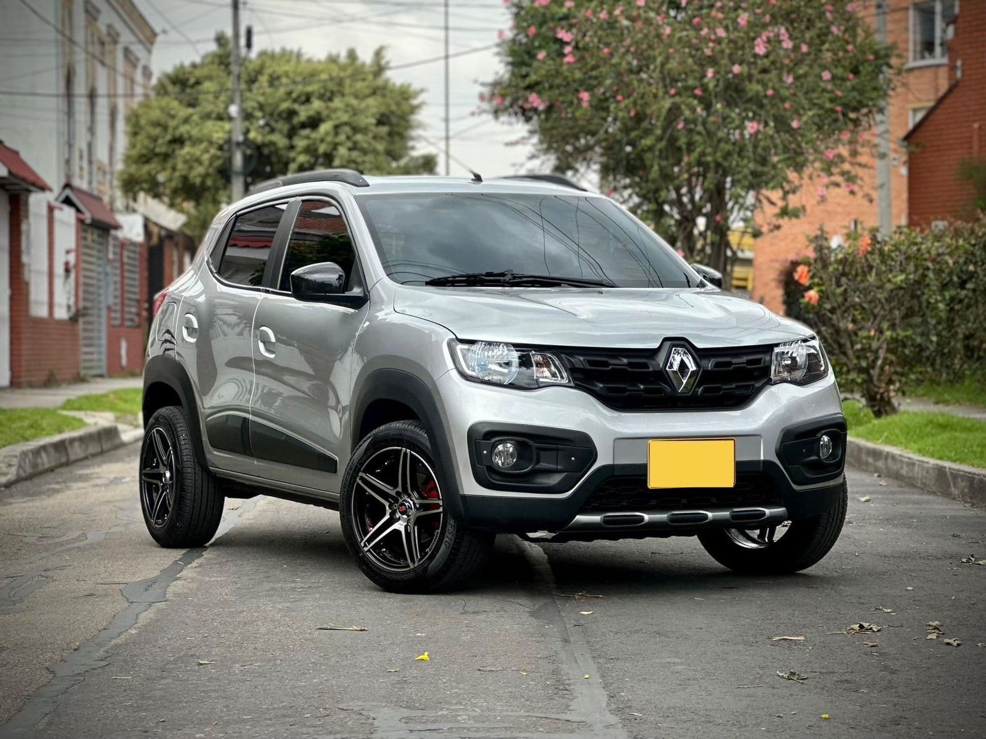 RENAULT KWID OUTSAIDER 2022 - imagen 1