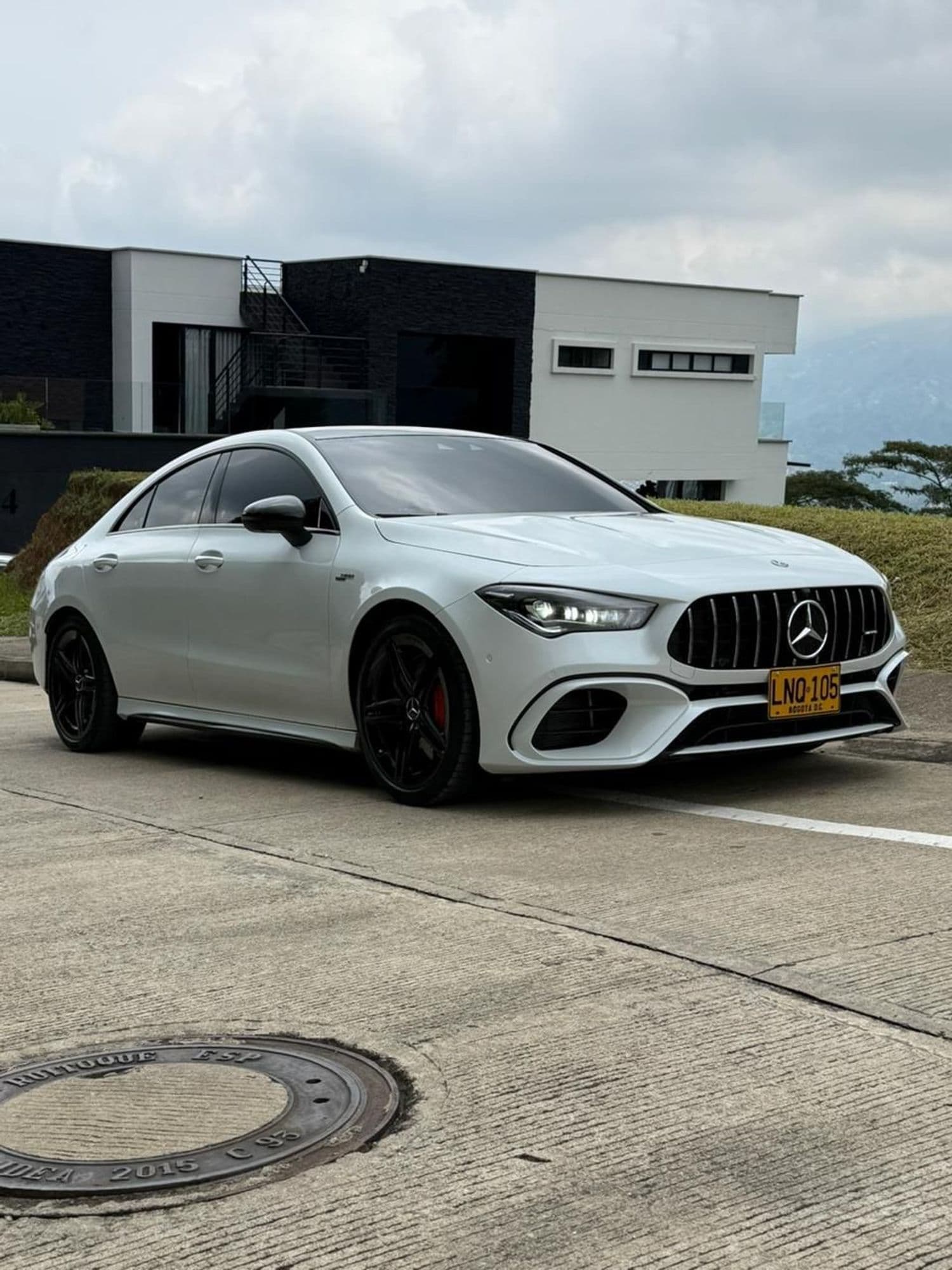Mercedes Benz CLA 45 AMG 2023 - imagen 1