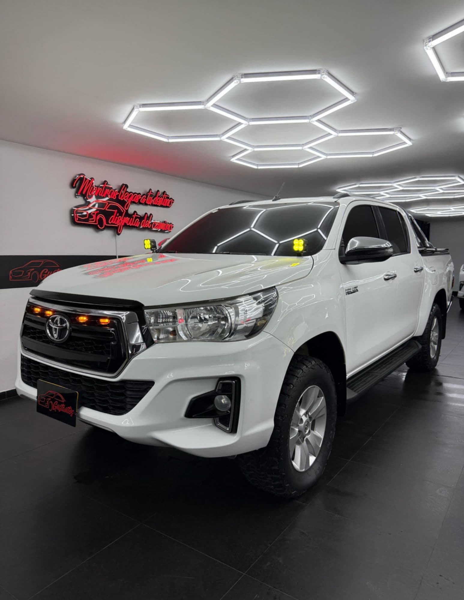 Toyota Hilux 2020 - imagen 1