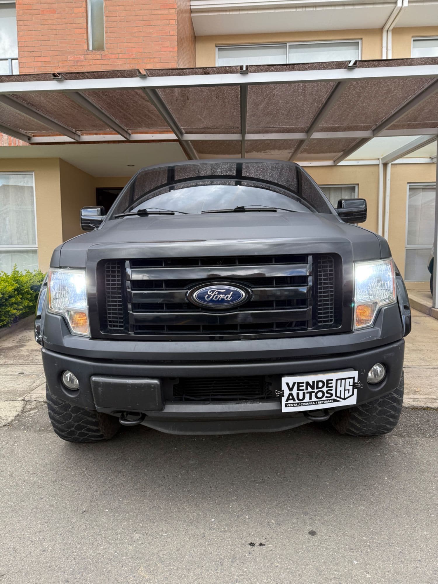 FORD F150 XLT 2012 153.000KM - imagen 1