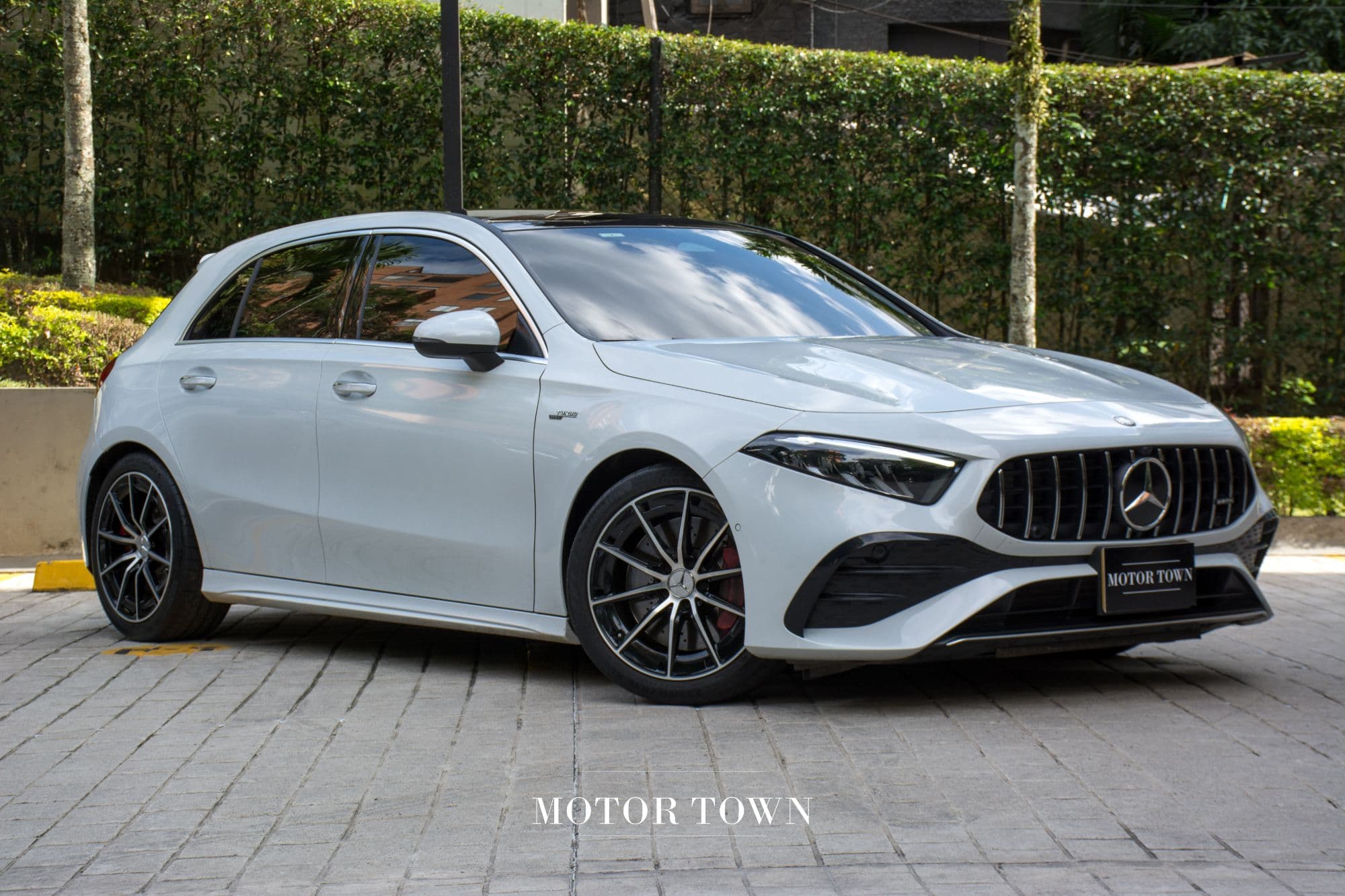 MERCEDES BENZ A35 AMG 4MATIC 2023 HIBRIDO - imagen 1