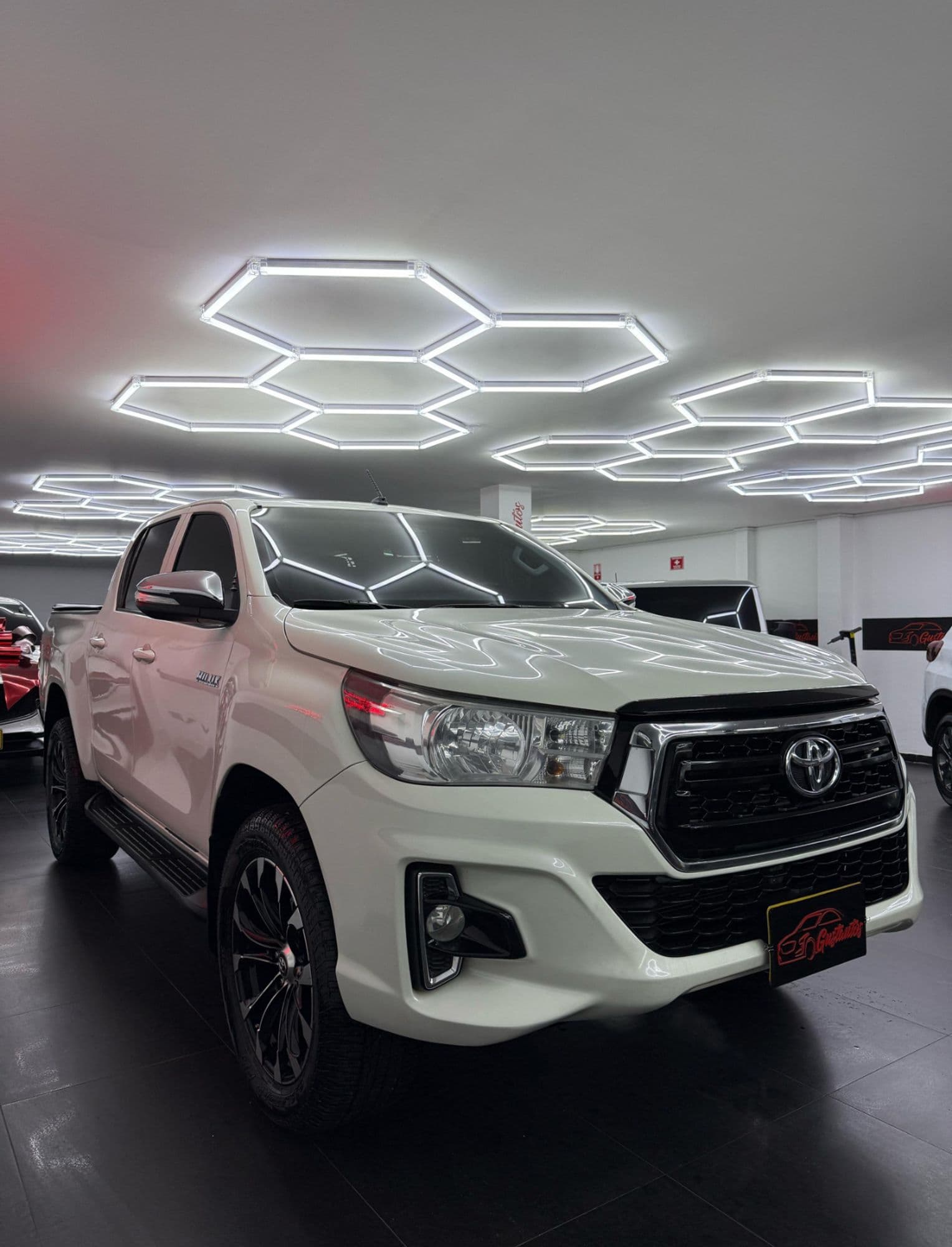 Toyota Hilux Rocco SRV 2018 - imagen 1