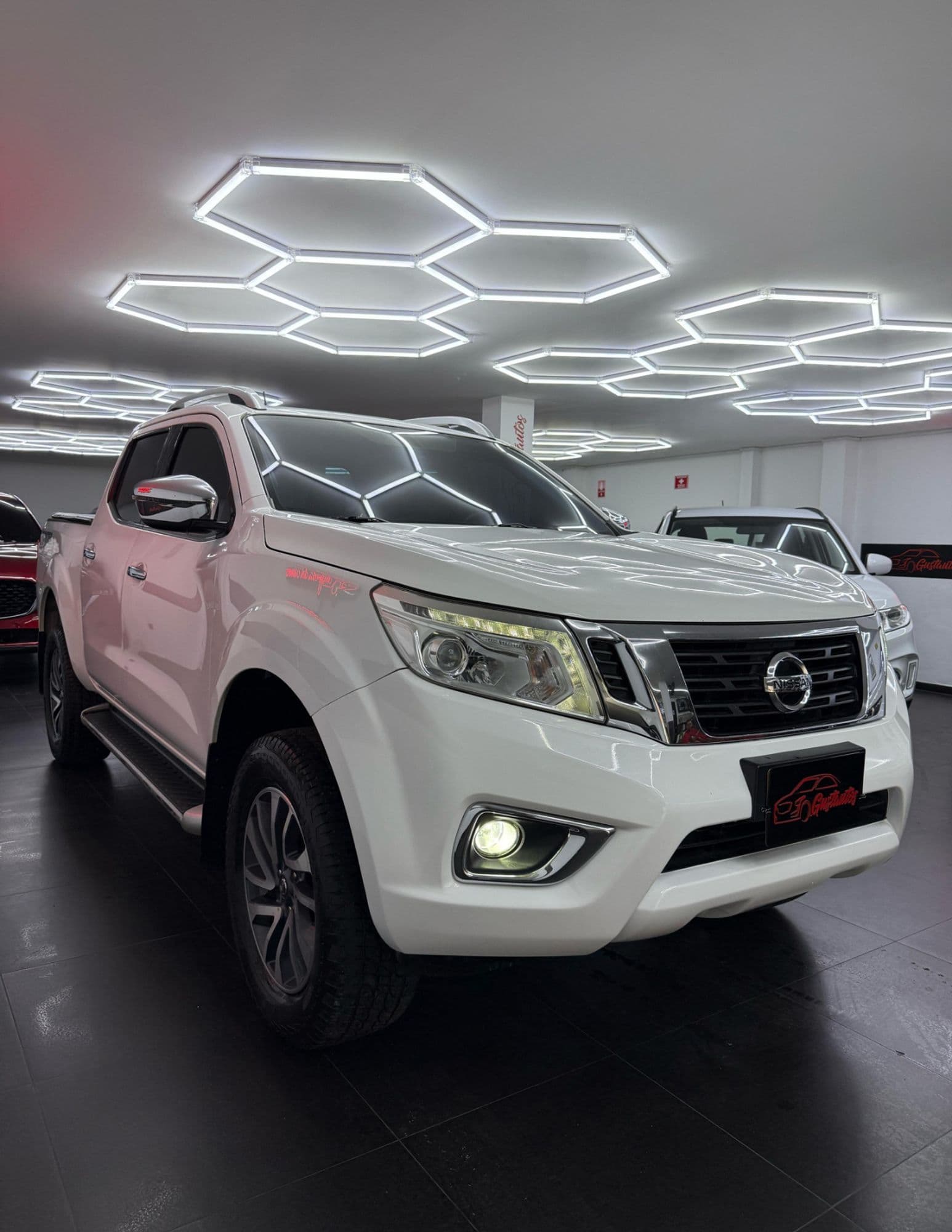 Nissan Np300 Frontier LE 2018 - imagen 1