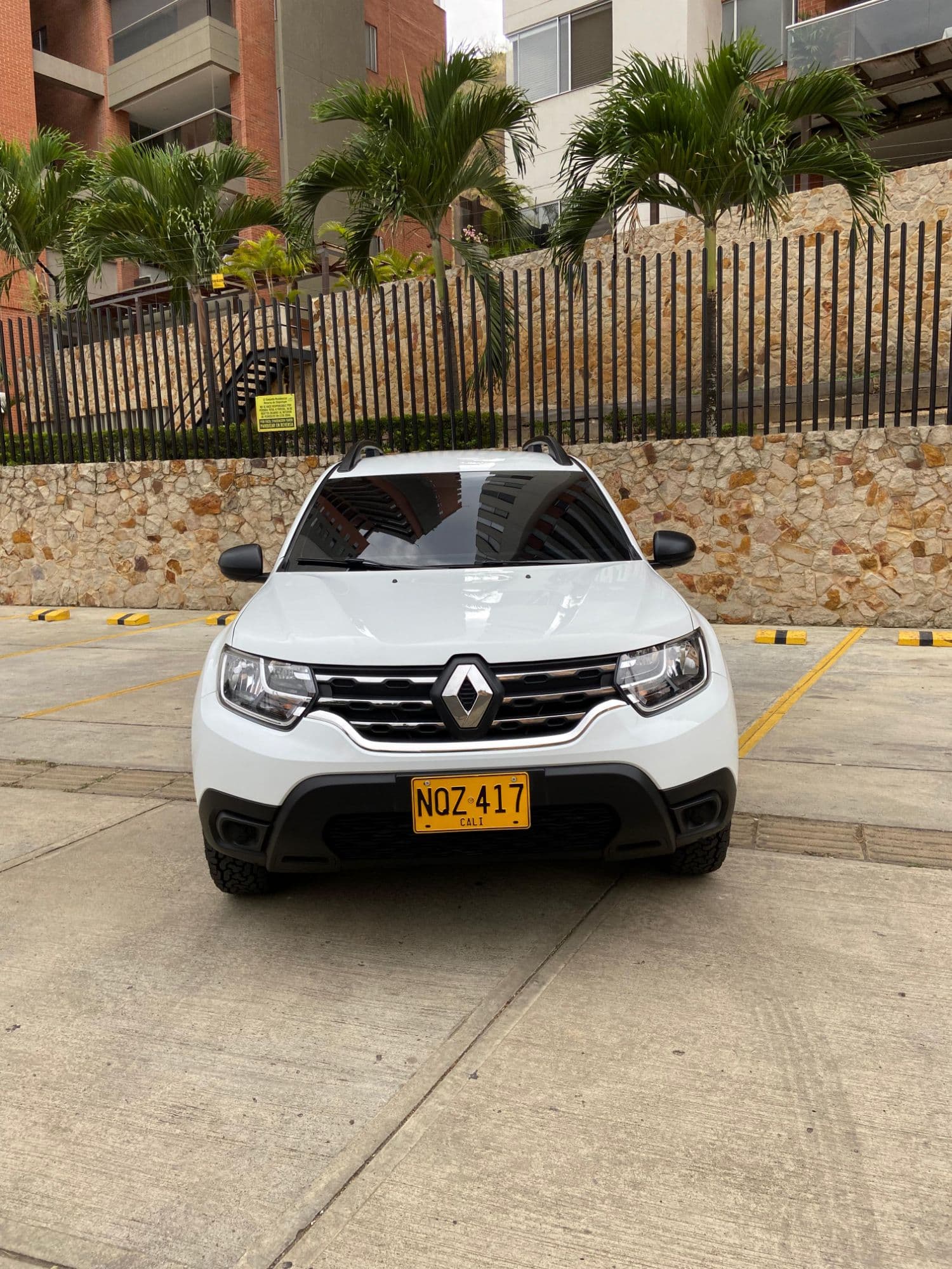 RENAULT DUSTER 2024 - imagen 1