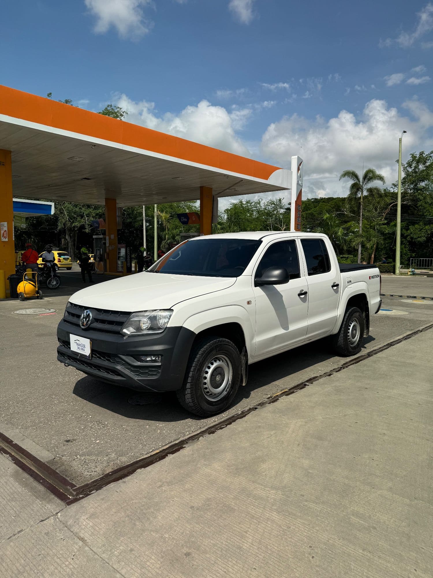 Volkswagen Amarok Trendline 2.0cc 4x4 Diesel 2020 - imagen 1