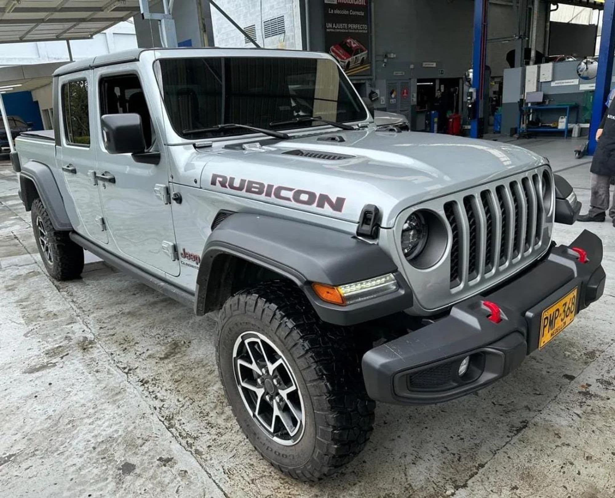 Jeep Gladiator Rubicon 2023 - imagen 1