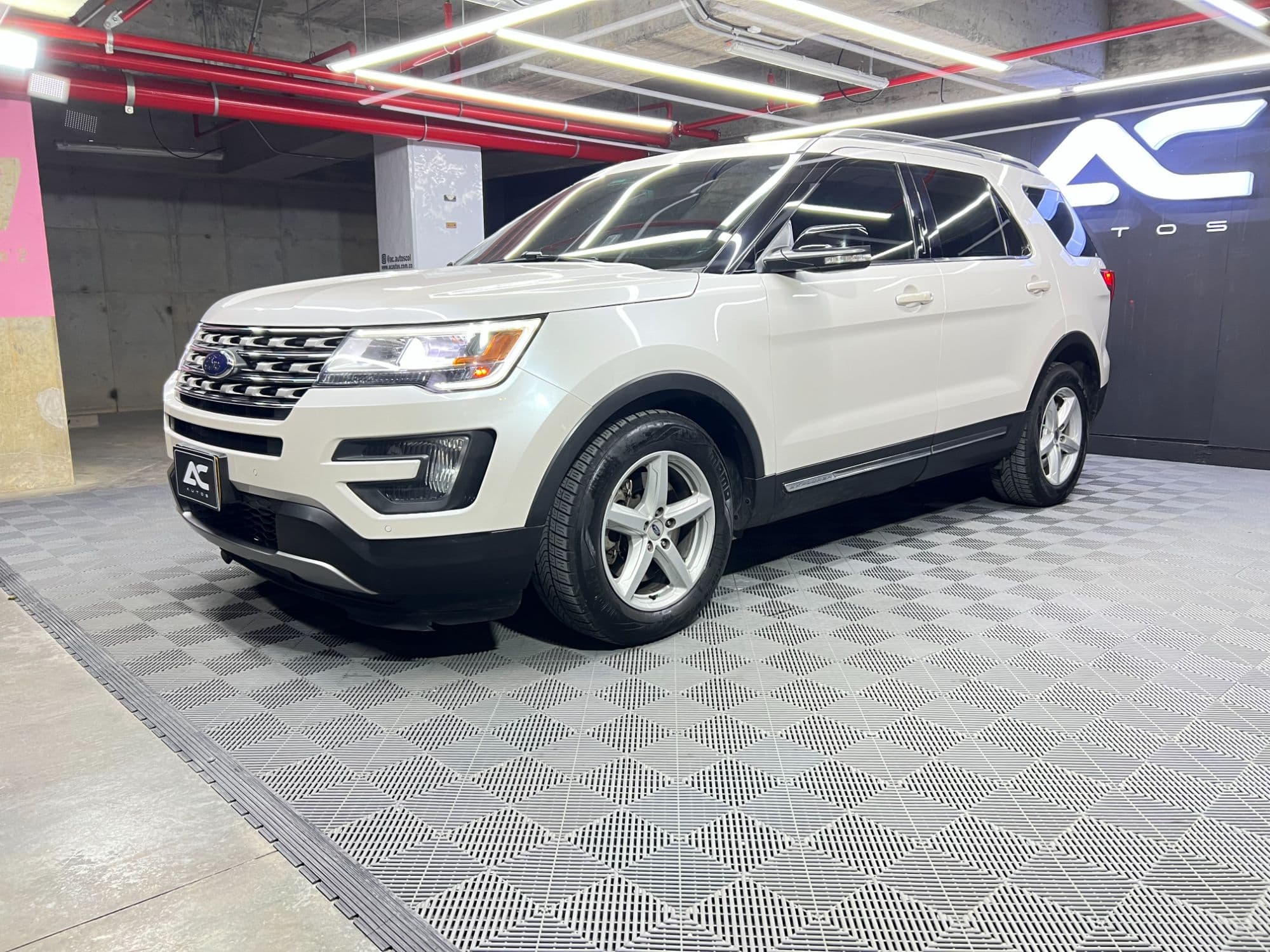 Ford Explorer 3.5 Xlt - imagen 1