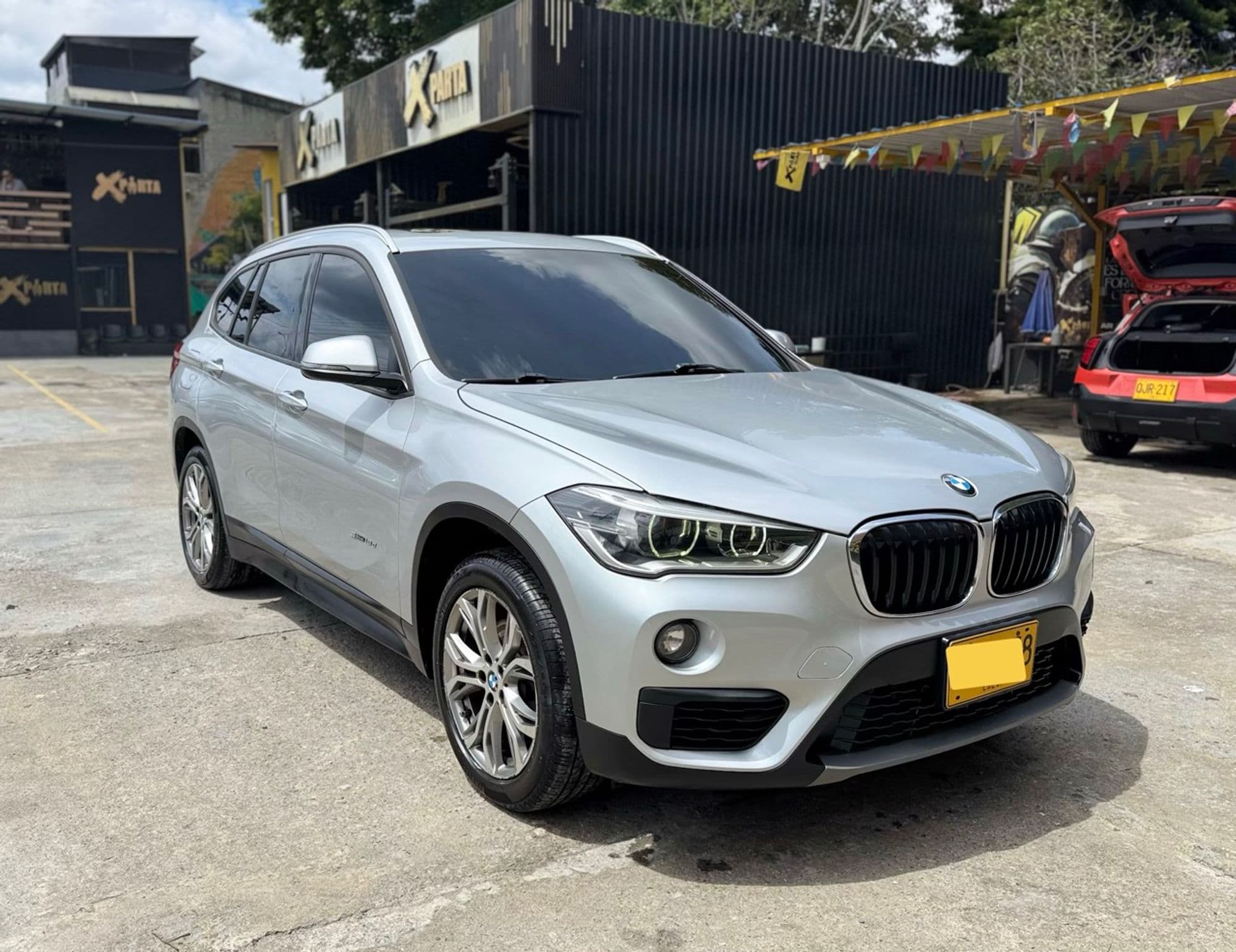 BMW X1 2.0 F48 Sdrive 18d - imagen 1