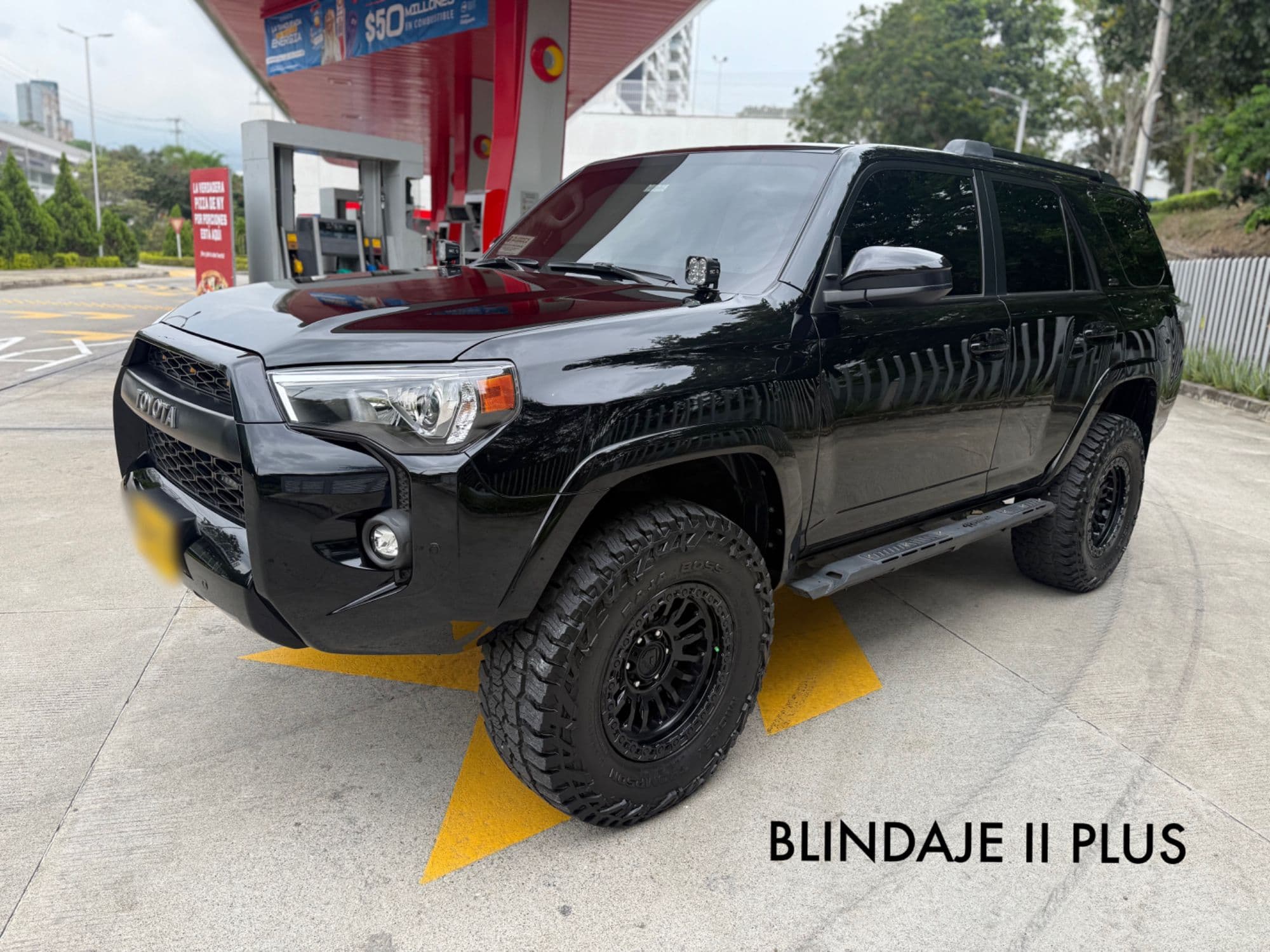 Toyota 4Runner SR5 Blindada - imagen 1