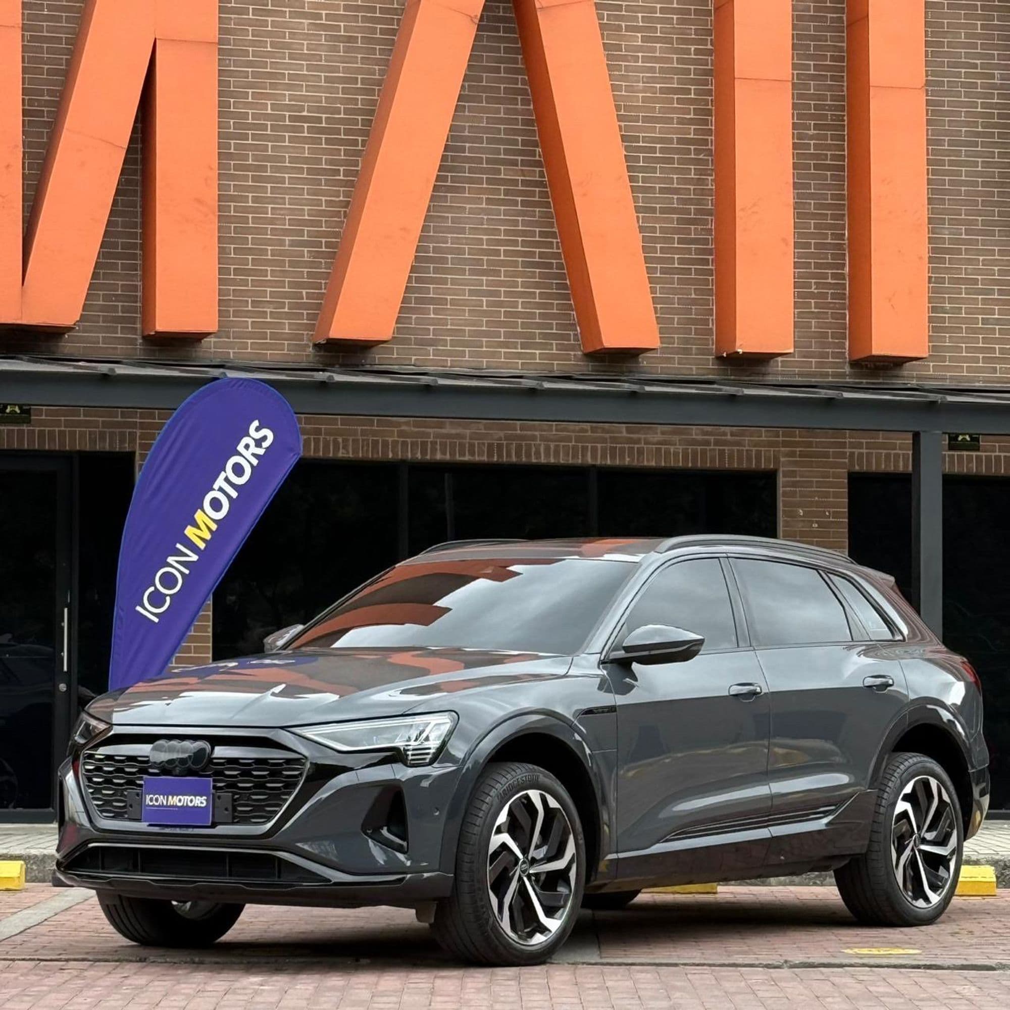 Audi Q8 e-tron S-Line 2024 - imagen 1