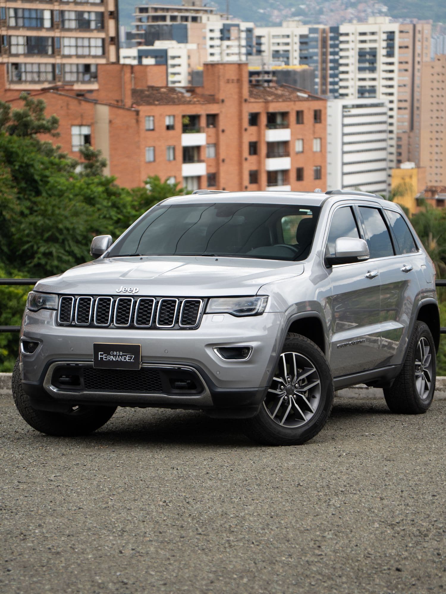 Jeep Grand Cherokee Limited 2021 - imagen 1