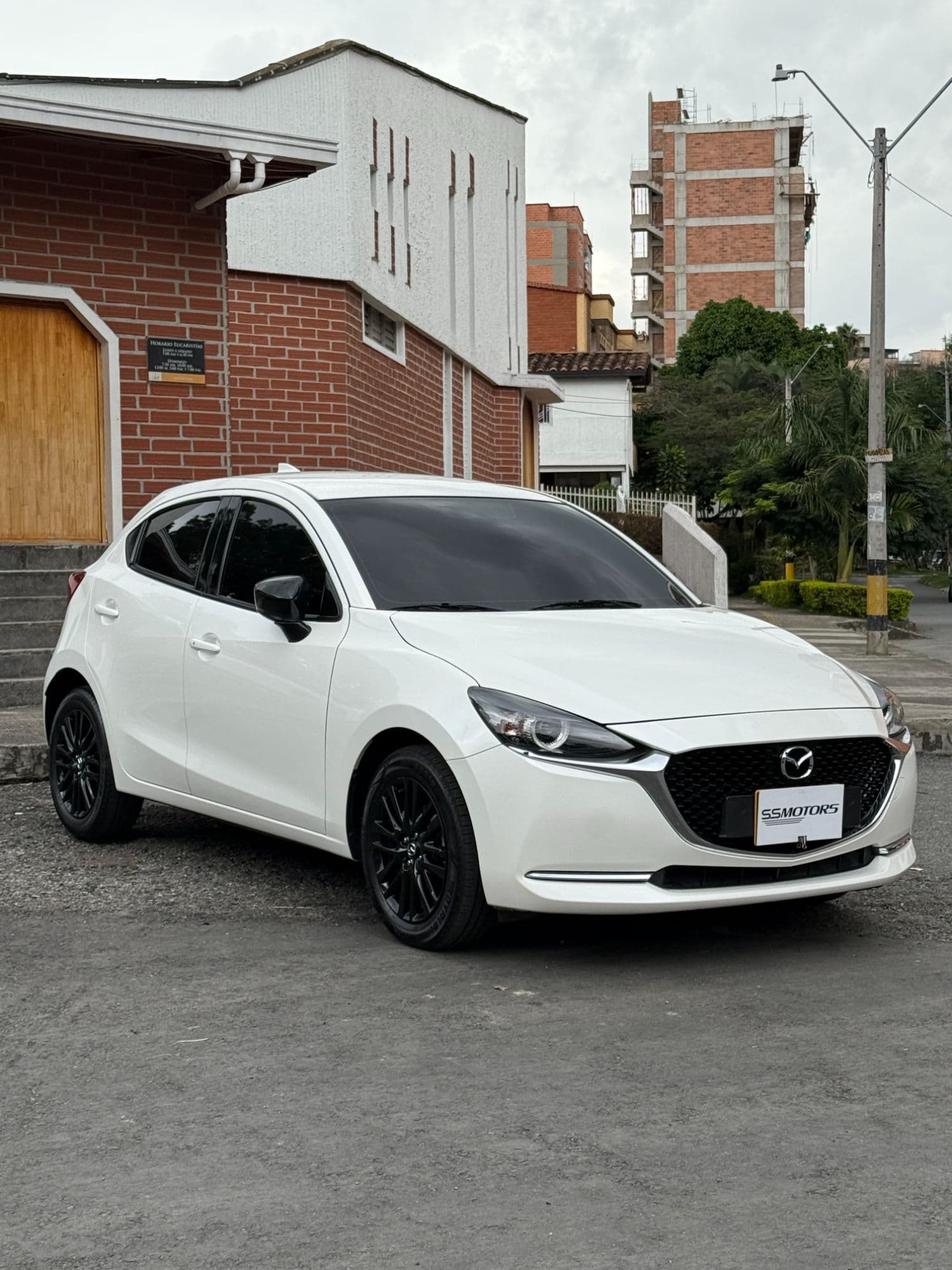 MAZDA 2 GRAND TOURING LX 2024 - imagen 1