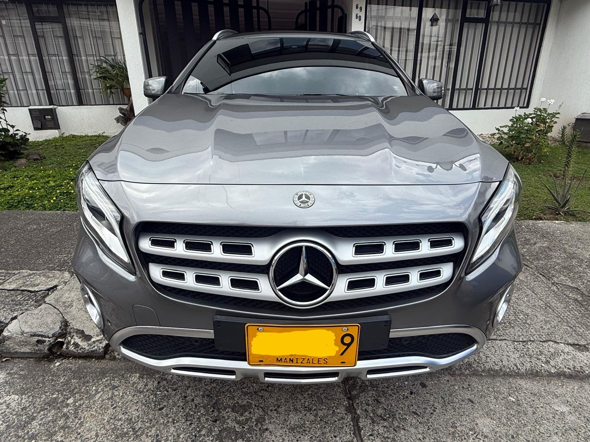 MERCEDEZ BENZ GLA200 2020 - imagen 1