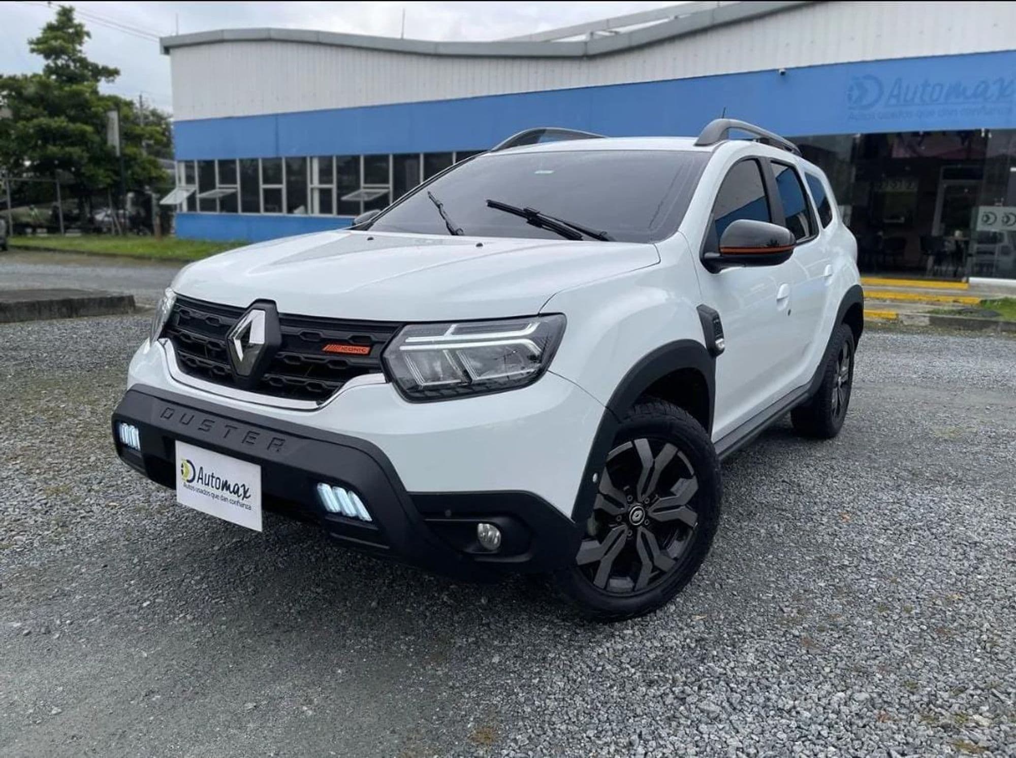 Renault Duster Iconic 2025 - imagen 1