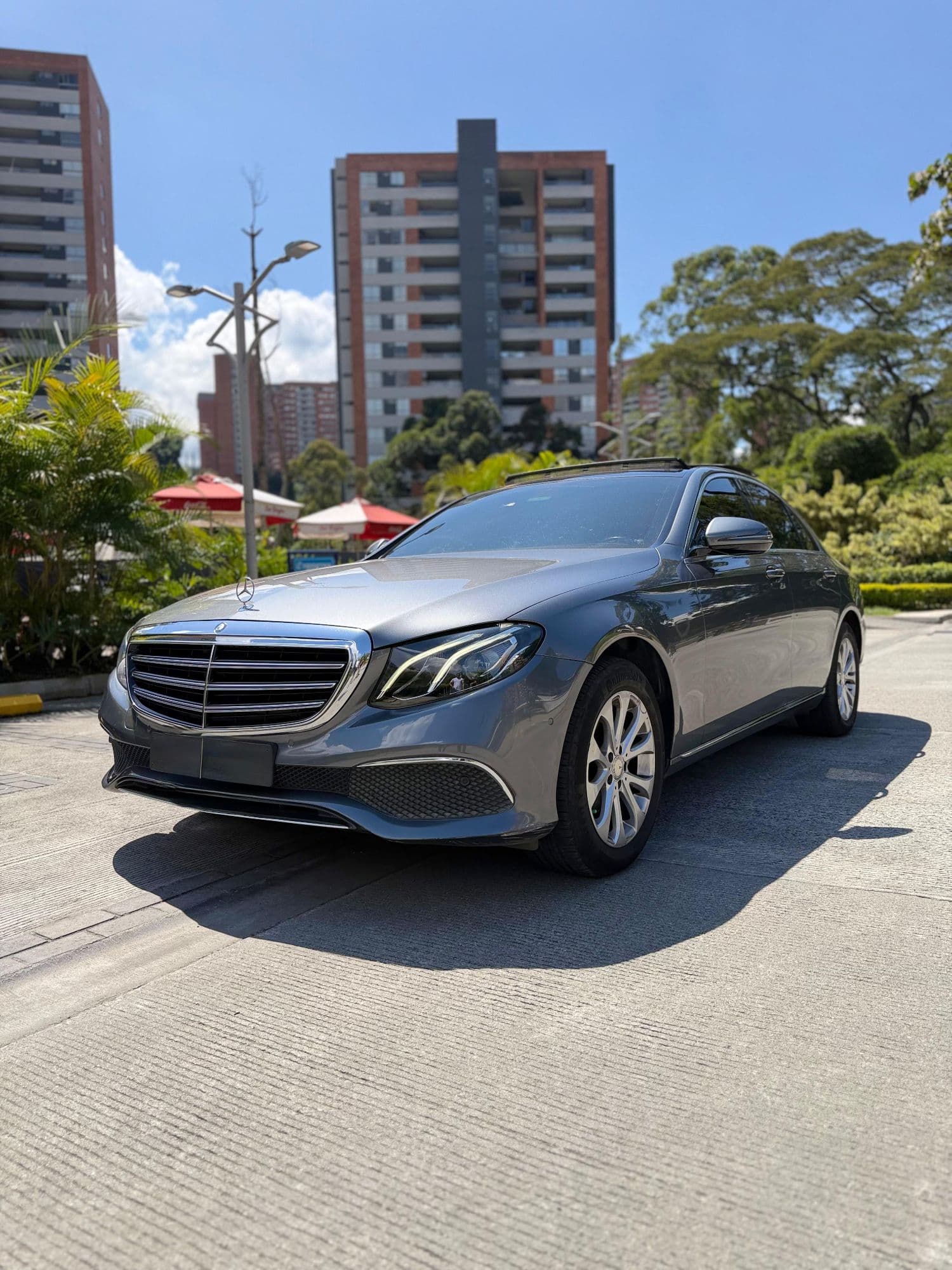 Mercedes benz E200 Exclusive - imagen 1