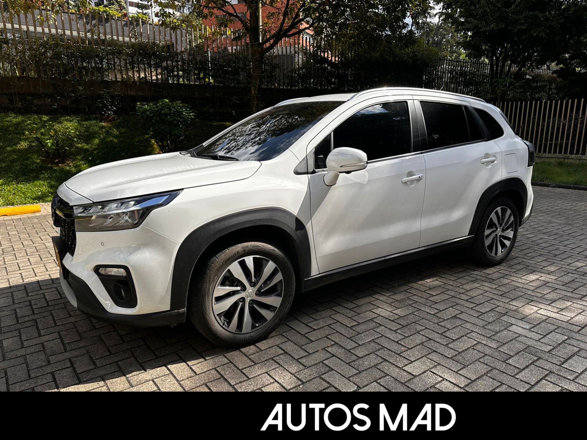 SUZUKI S-CROSS HYBRID 4X2 - imagen 1