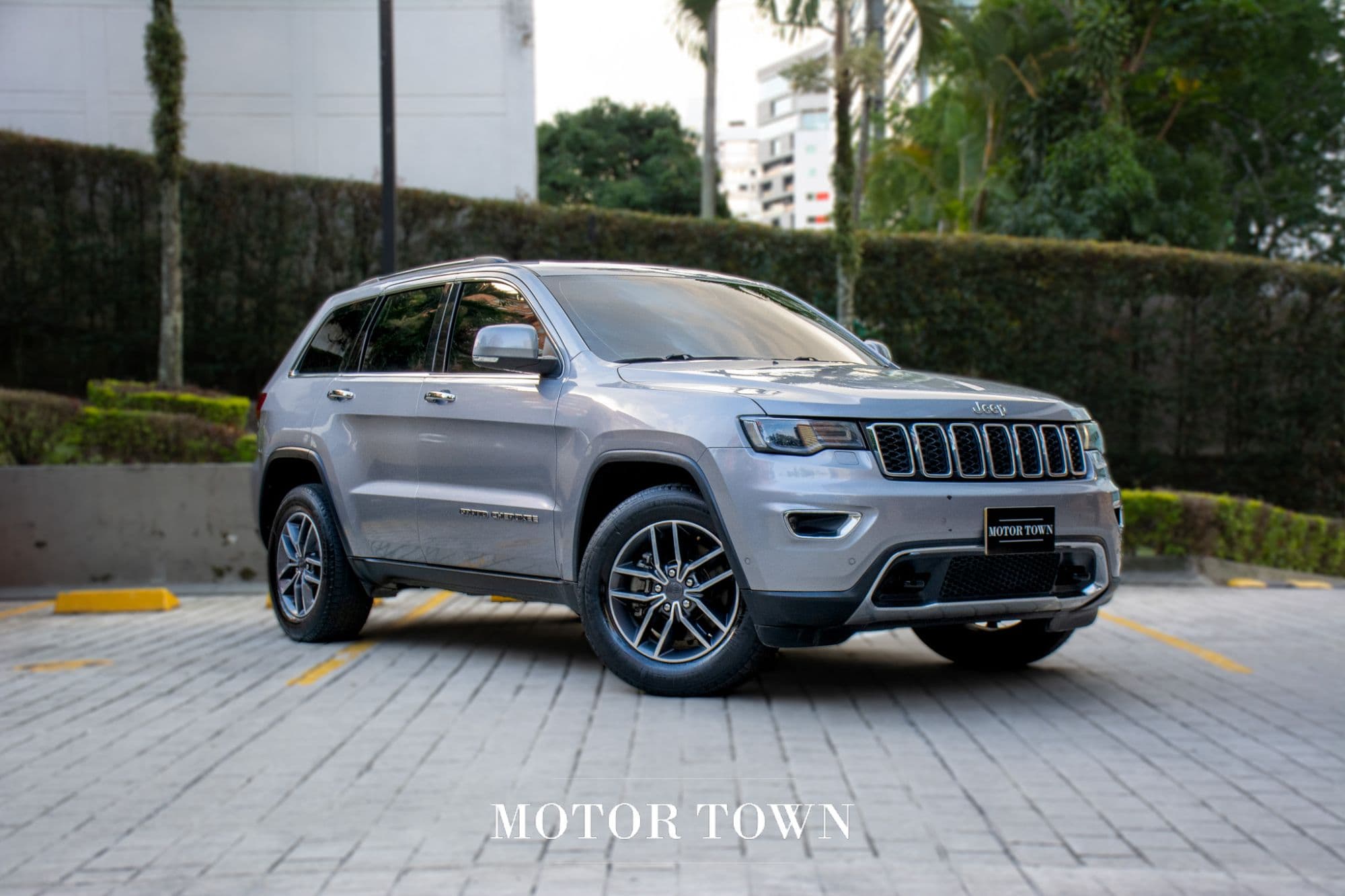 JEEP GRAND CHEROKEE LIMITED 2020 - imagen 1
