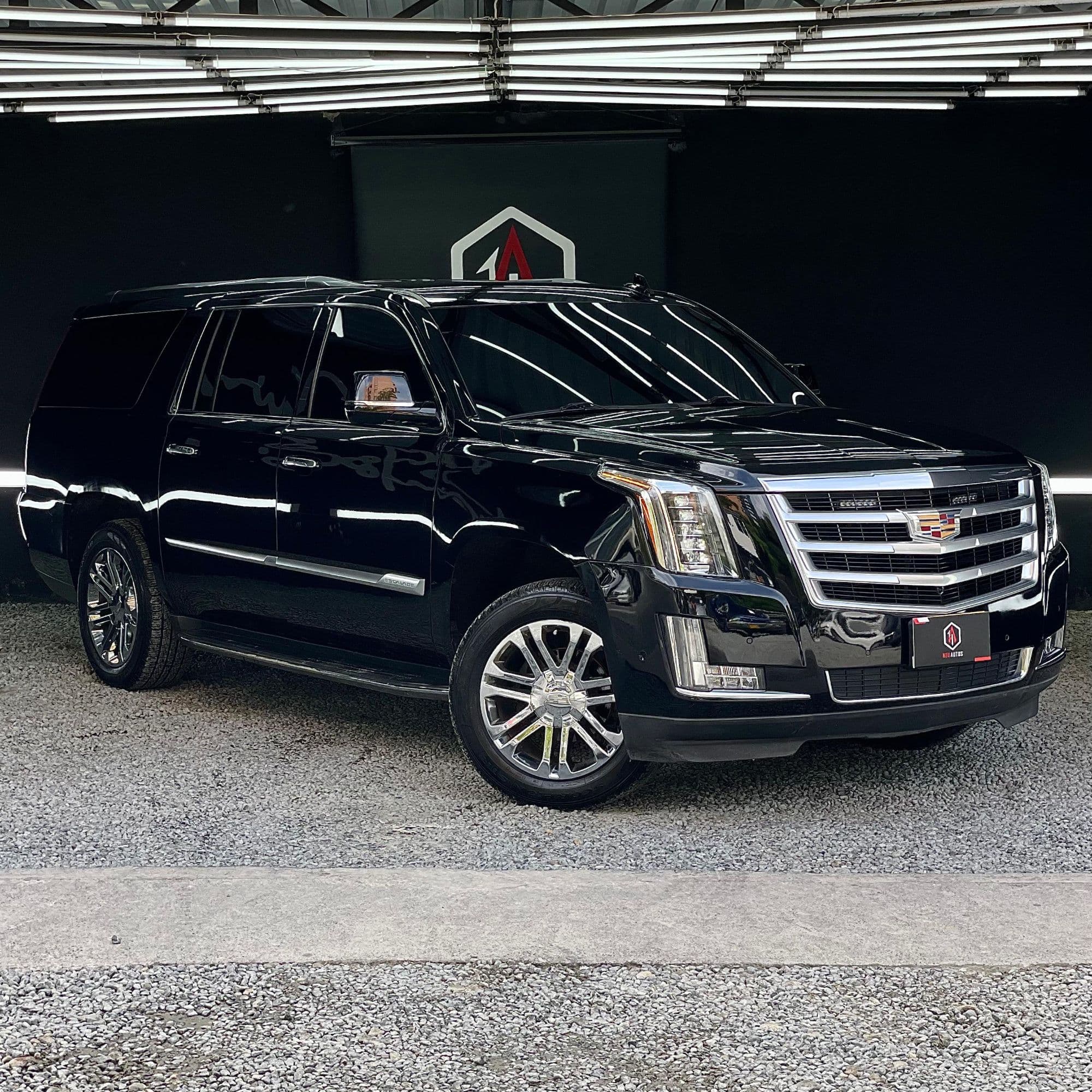 CADILLAC ESCALADE ESV PLATINUM B2 2020 - imagen 1