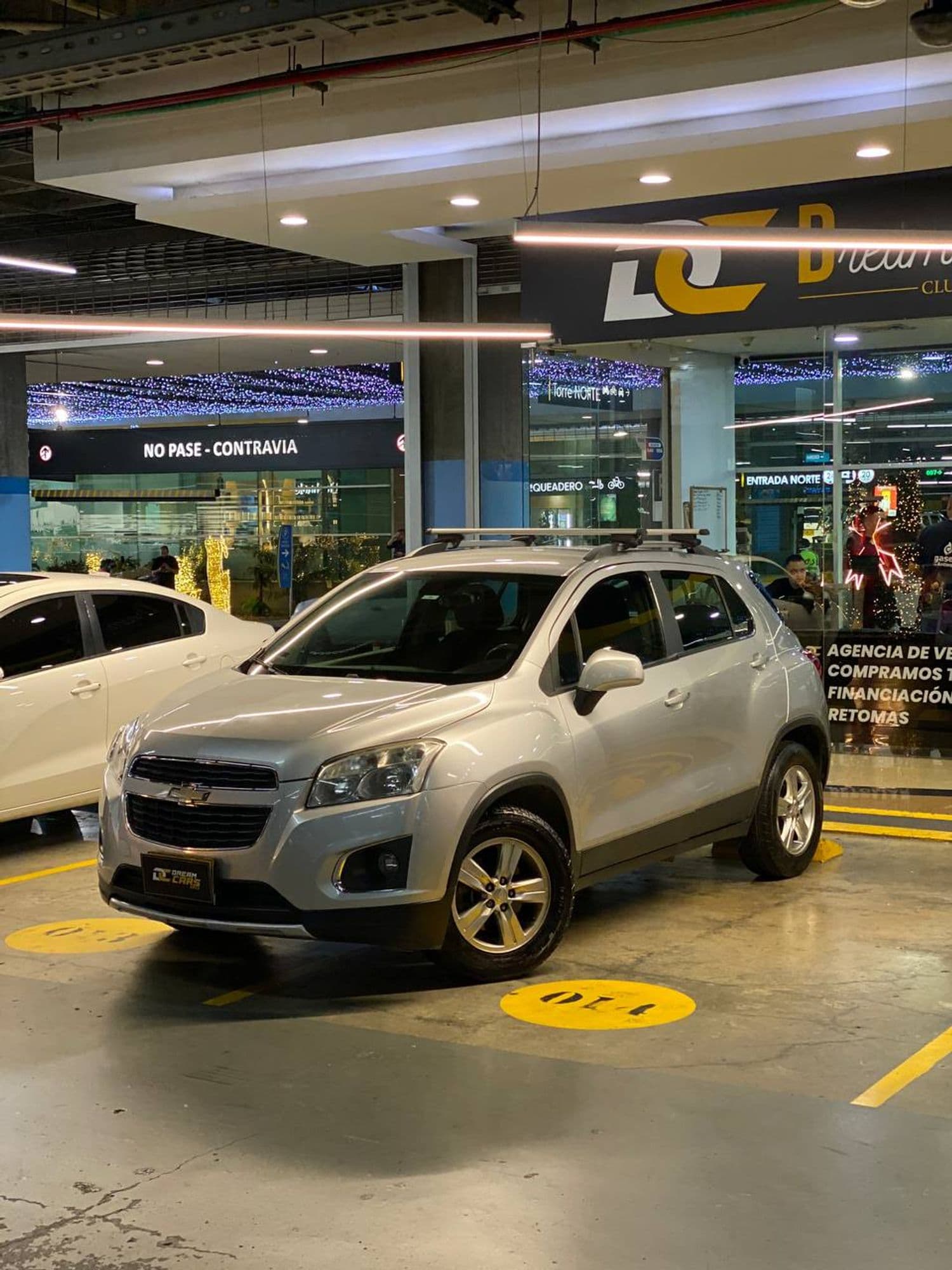 CHEVROLET TRACKER LS 2013 - imagen 1