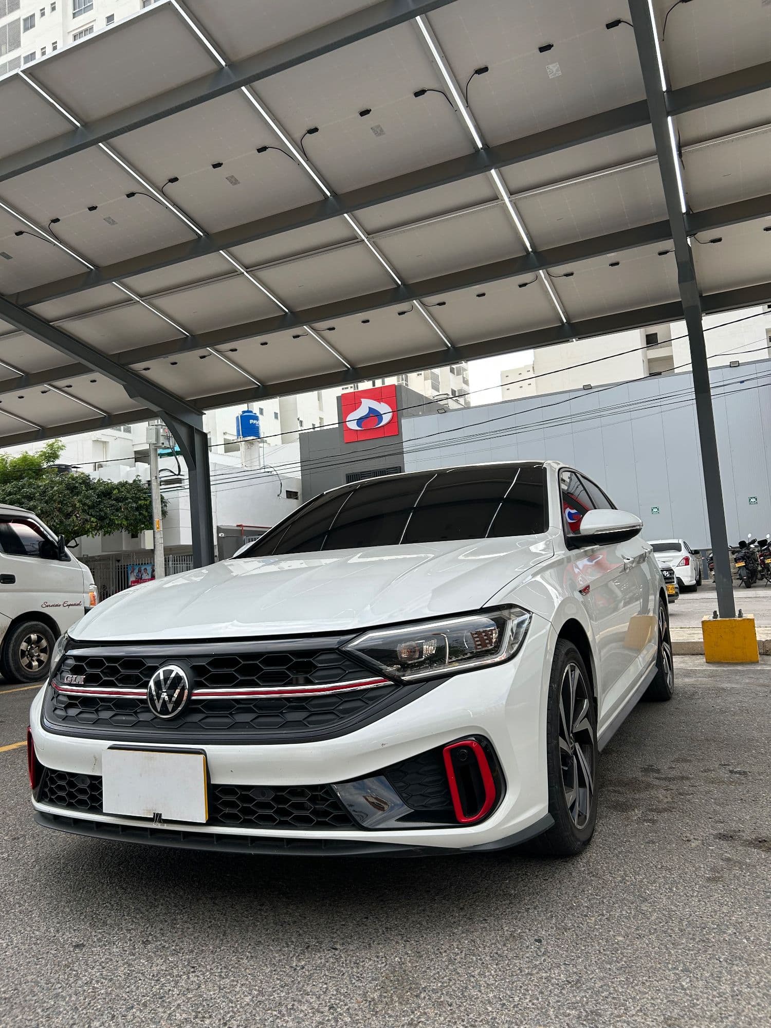 Volkswagen Jetta GLI - imagen 1