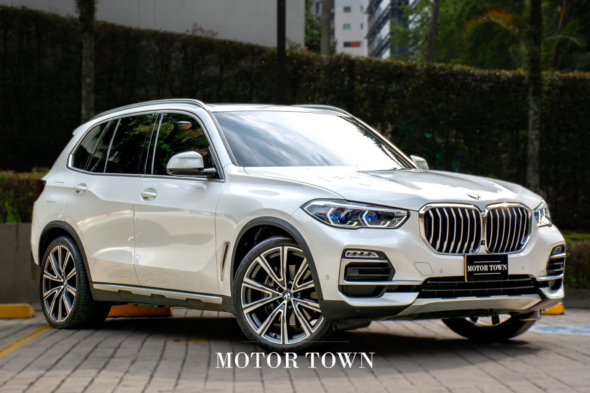BMW X5 XDRIVE45E 45 E 2022 - imagen 1