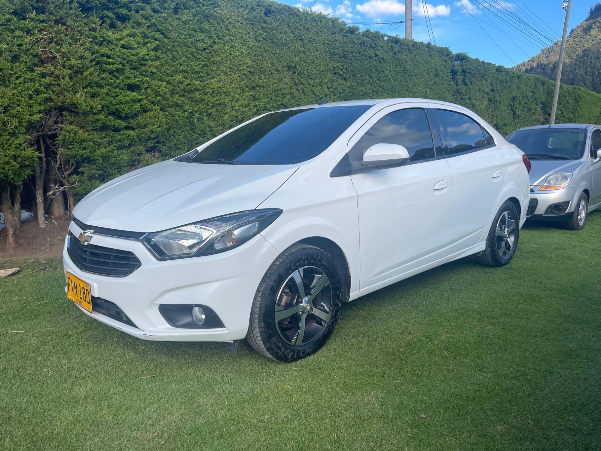 2019 CHEVROLET ONIX LTZ BUENISIMO FULL EQUIPO. ASEGURABLE. FINANCIAMIENTO. - imagen 1