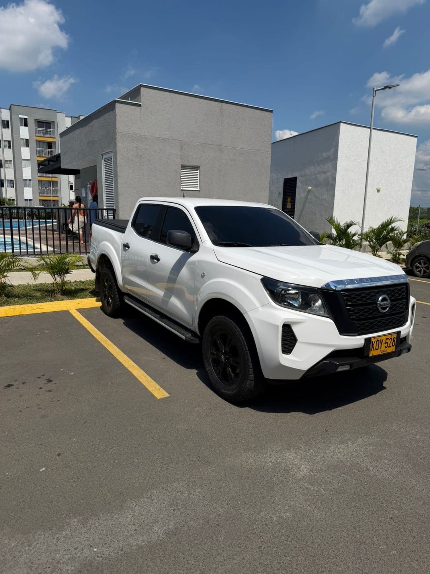 Nissan Frontier Diésel 4X4 mecánica - imagen 1