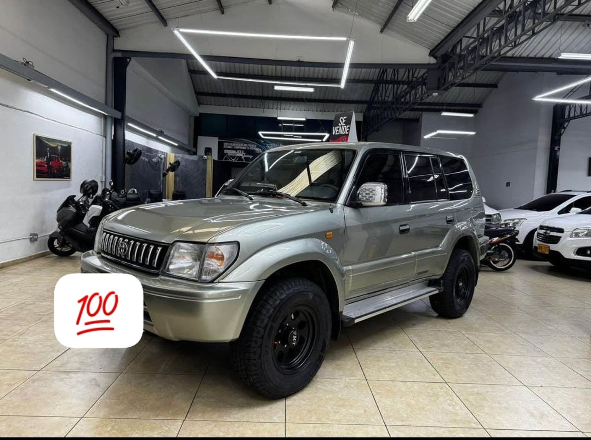 Toyota Prado VX 1990 - imagen 1