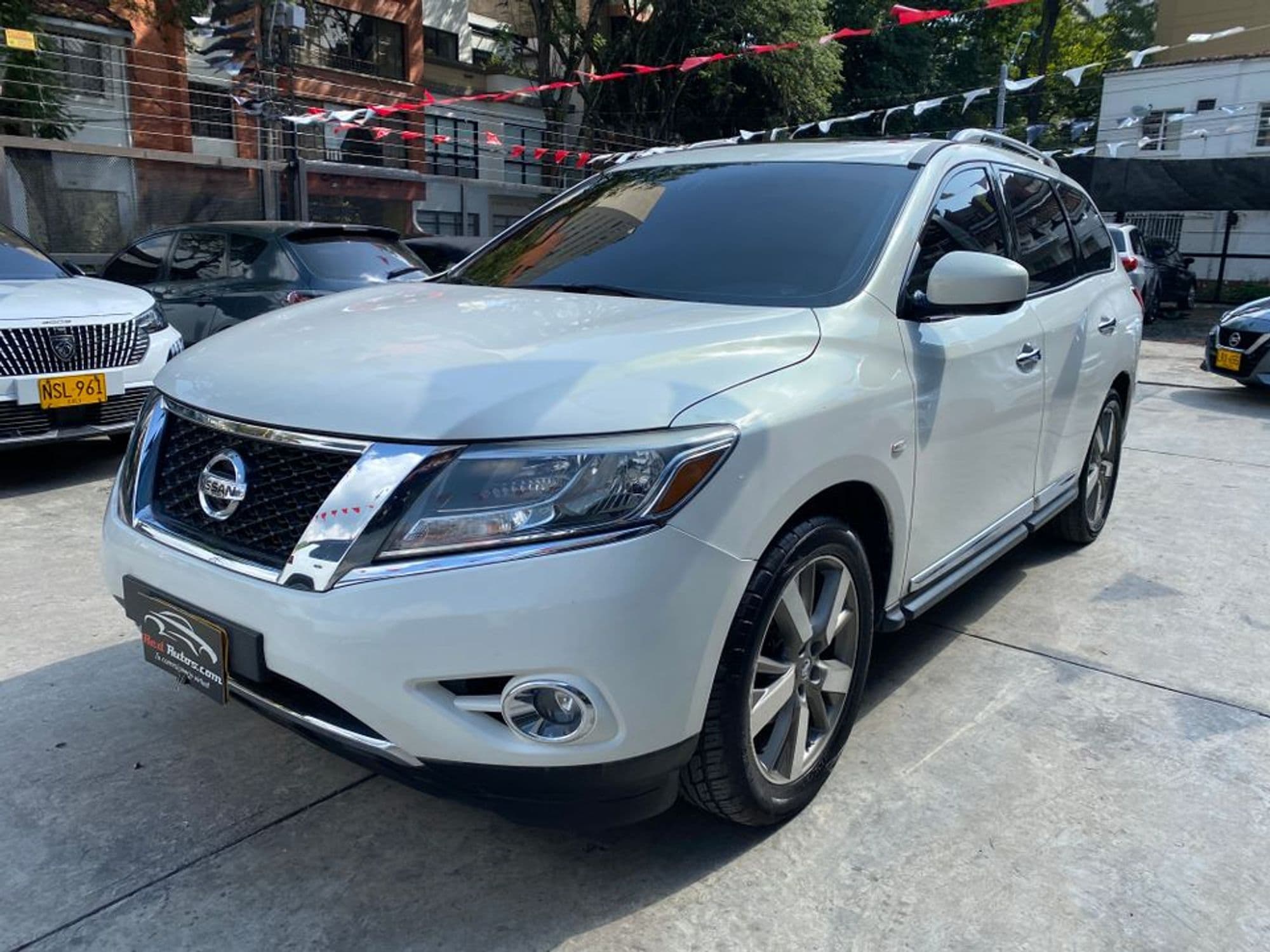 Nissan PATHFINDER 2015 EXCLUSIVE TP 3500CC 6AB ABS CT TC - imagen 1