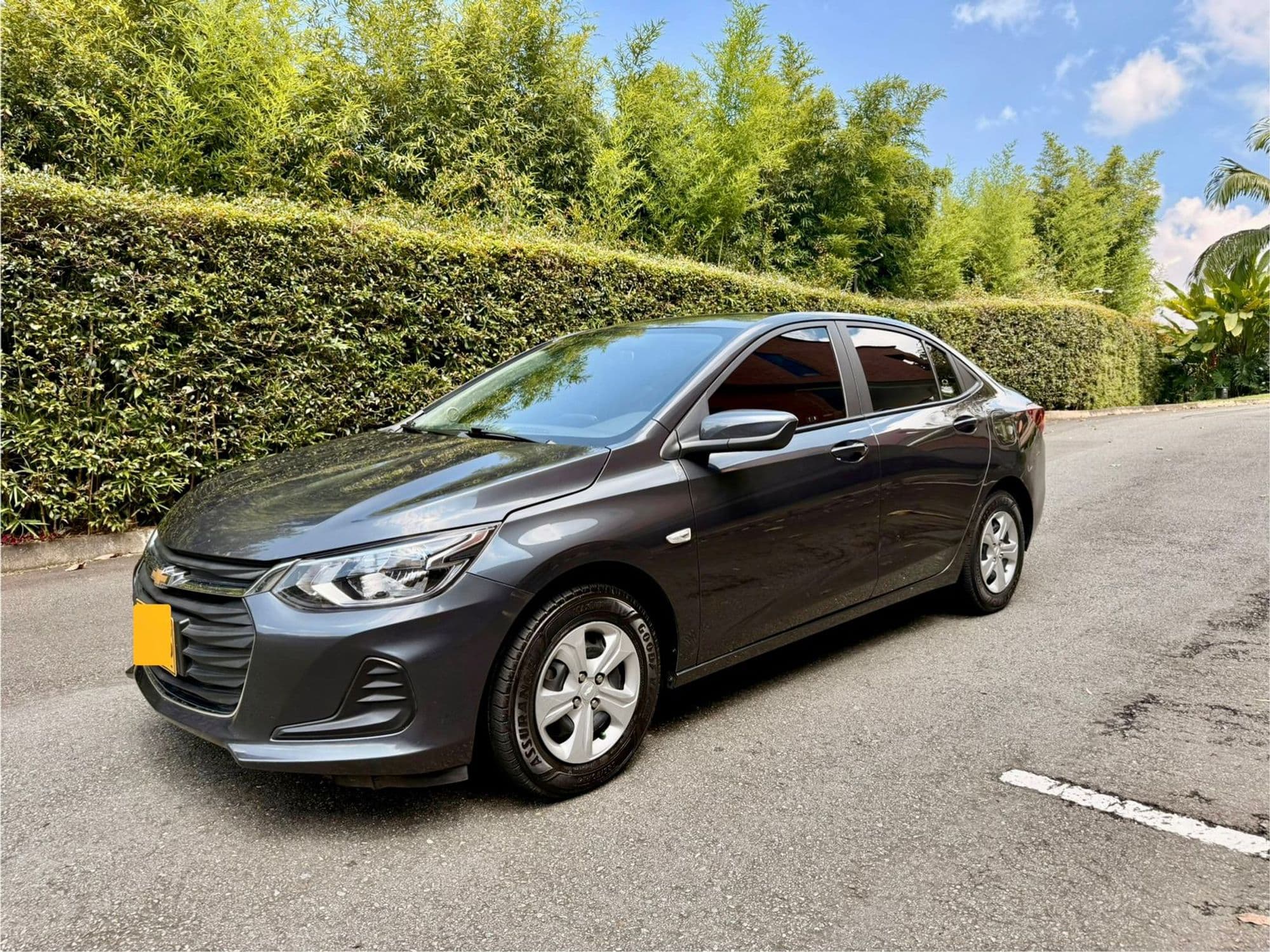 Chevrolet Onix Turbo LT - imagen 1